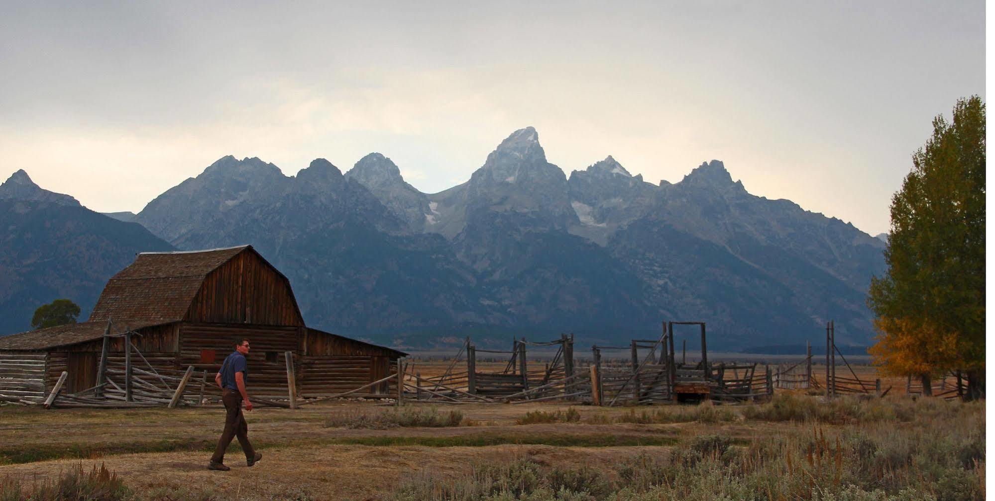 The Hostel Teton Village Exterior photo